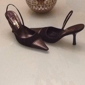 CHANEL sling back heels. REDUCED!!