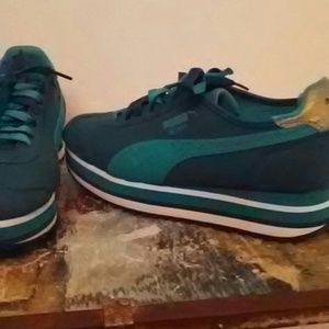 Pretty Teal Puma Sneakers