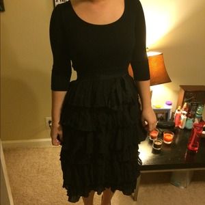 Black dainty Jewells