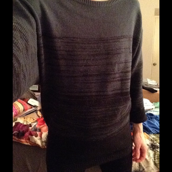 Dark green and black oversized sweater top - Picture 3 of 4