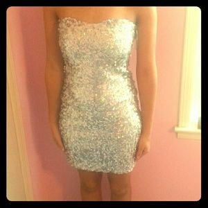 Short,Gorgeous, Sparkly,unique dress, Flawless