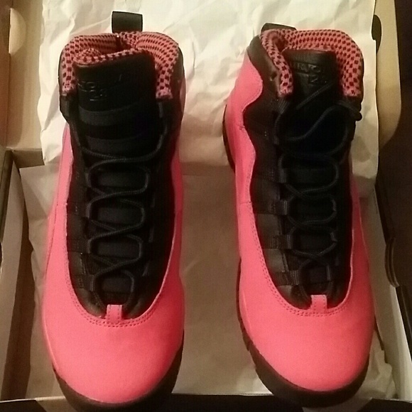 Brand New Retro 10s Cool Gray and Fusion Red - Picture 2 of 2