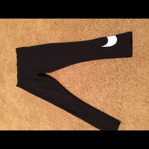 OH HOLD FOR @brookelaine18 Nike cotton leggings