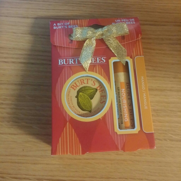 [SOLD] Burt's Bees Set