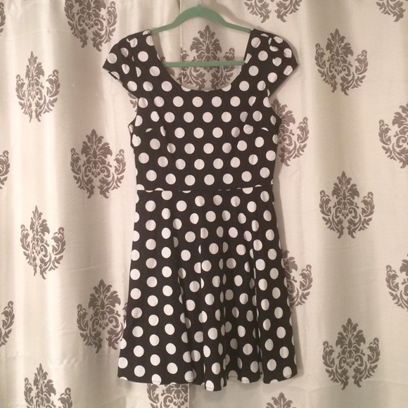 Black and White Polka Dotted Flare Dress - Picture 1 of 2