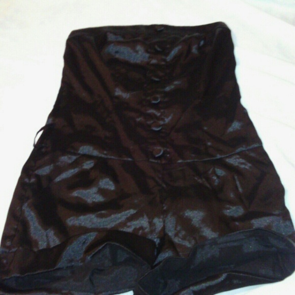 FLIRTY BLACK ROMPER SHORTS