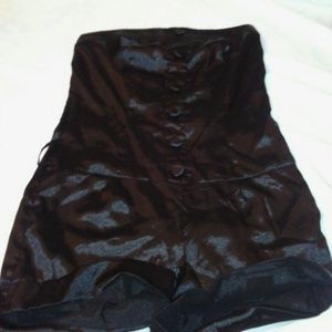 FLIRTY BLACK ROMPER SHORTS