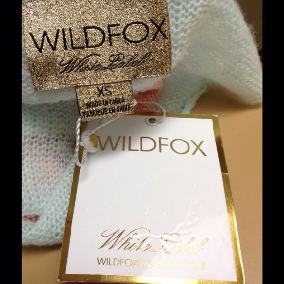 WILDFOX blue polka dot trailer cut off top NWT - Picture 4 of 4