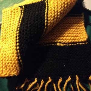 Black and Yellow (Steelers) Scarf!