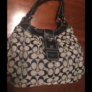 💯 authentic Gray&black leather Coach and bag tote