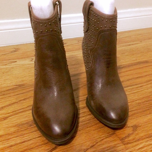Jessica Simpson Brown Ankle Cowboy Boots Size 6 - Picture 3 of 3