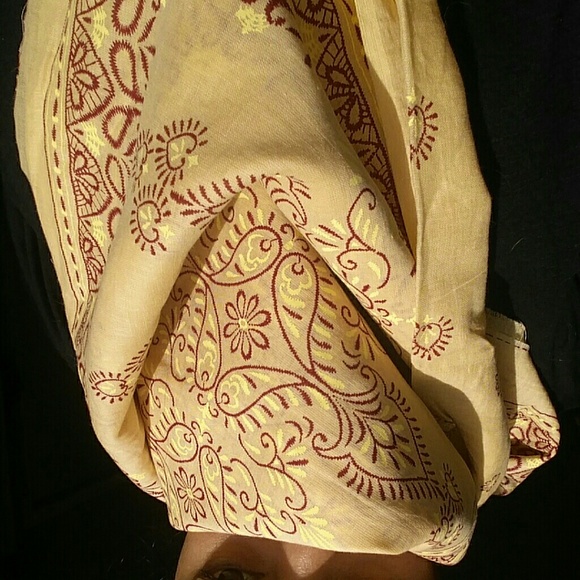 Selling my scarf from india - Picture 1 of 3