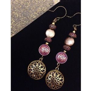 Sparkly gold , and purple earrings , vintage look