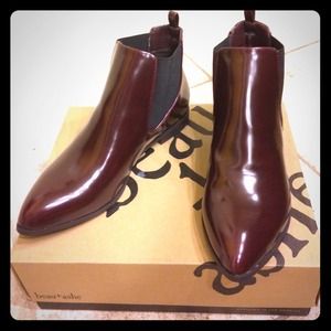 Brand New Wine Chelsea boot