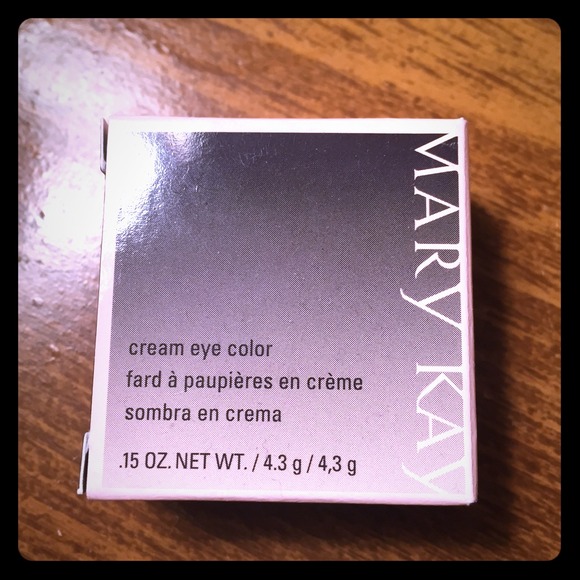 New in box Mary Kay