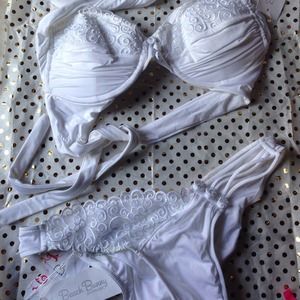 ✨Final price✨ Beach Bunny Swimwear