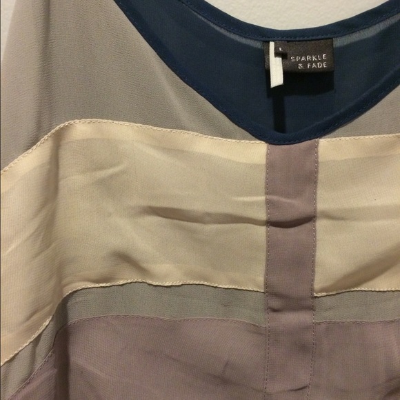Sheer Patterned Top With Adjustable Straps - Picture 3 of 4