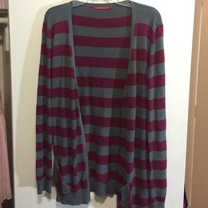 gray and maroon oversized boyfriend cardigan