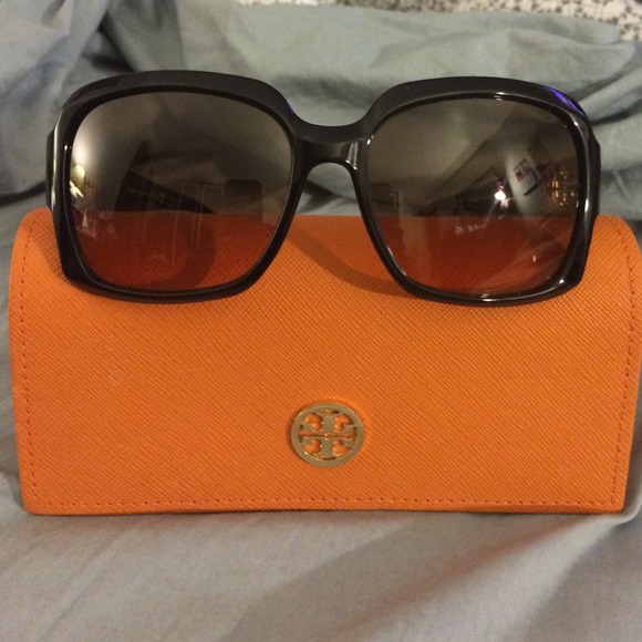 Tory burch sunglasses
