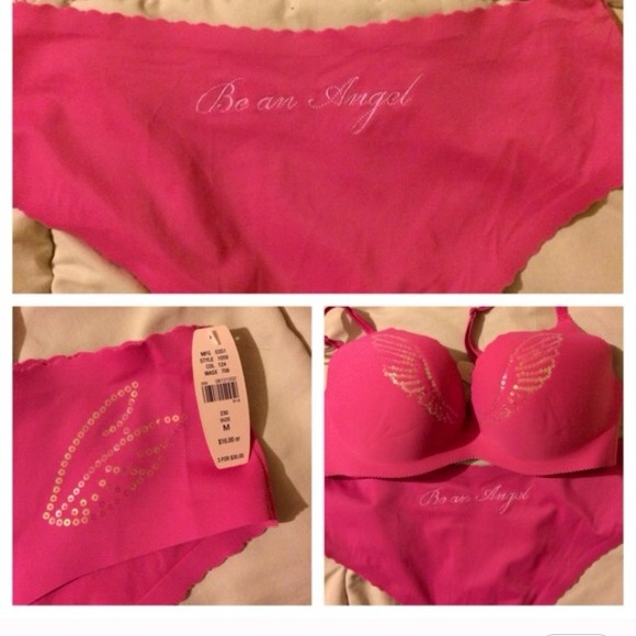 Victoria's Secret  new/ tags Holding Karab4039