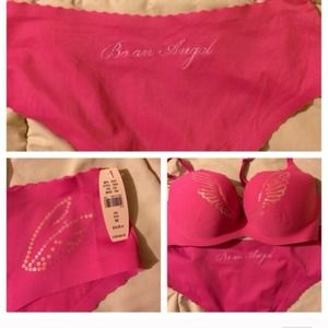 Victoria's Secret  new/ tags Holding Karab4039