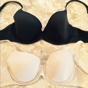 Victoria's Secret 38C