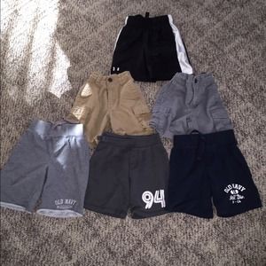 Boys lot 2t shorts