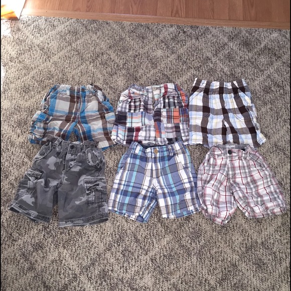 Boys 3t plaid shorts lot
