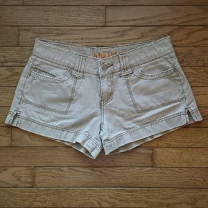 Tan hydraulic shorts