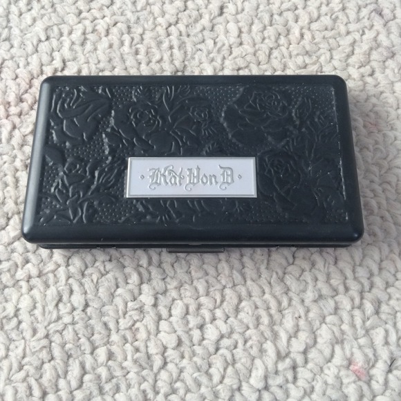 Kat Von D Old school Saint Palette*reserved*