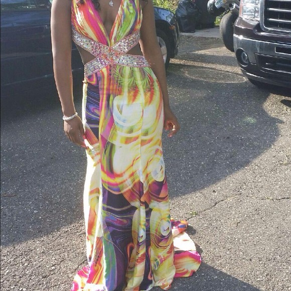 Prom Dress - Picture 4 of 4