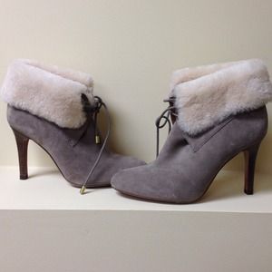 Coach tie front suede bootie w/ fur cuff. Size 9