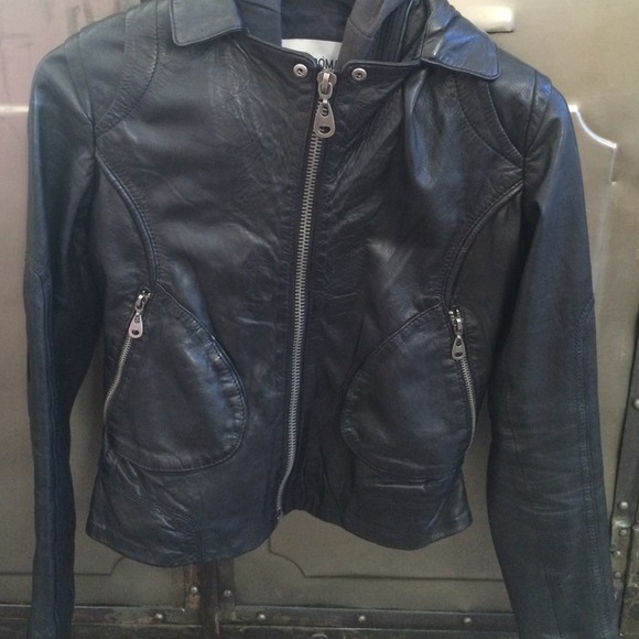Doma Leather Jacket - Picture 4 of 4