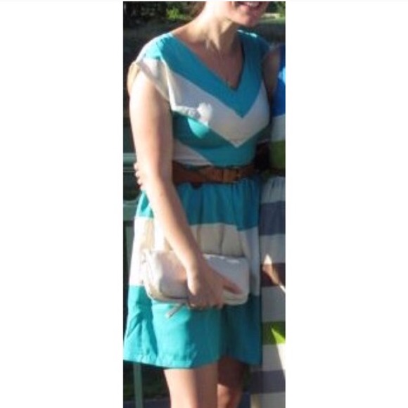 🚫SOLD IN BUNDLE🚫 Francesca's | Striped dress - Picture 3 of 3