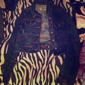 ⬇️ PRICE REDUCED. Dark Wash Jean Jacket