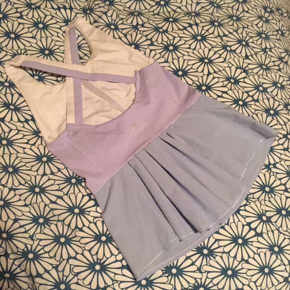 SOLD NWOT Lululemon peplum tank - Picture 3 of 4