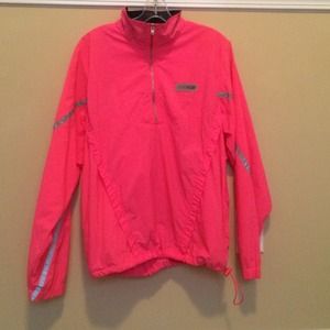 VINTAGE NIKE WINDBREAKER