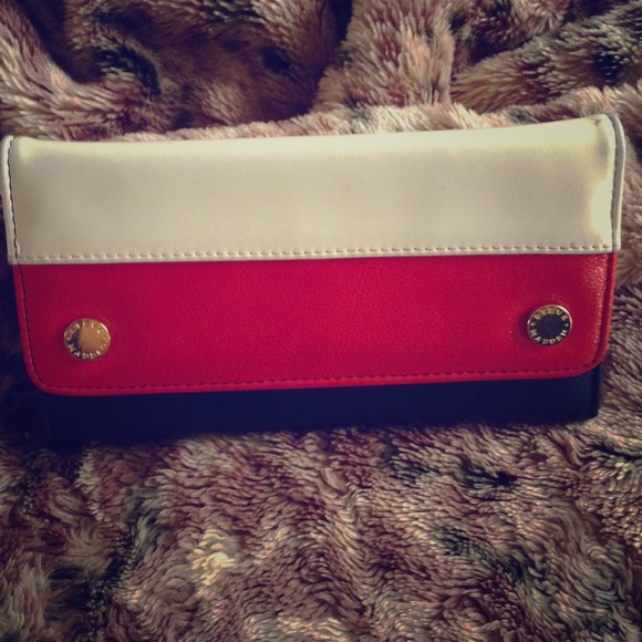 Steve Madden wallet