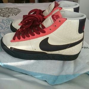 Nike Blazer