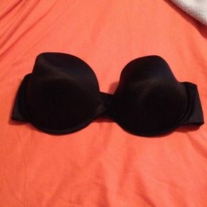 Black Strapless bra