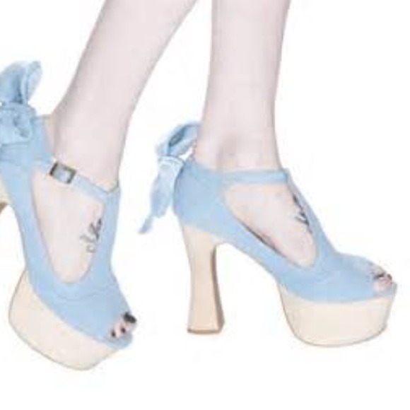 Wildfox X Jeffrey Campbell shoes never worn !