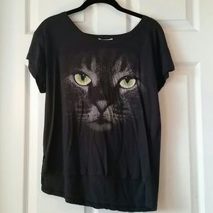 Graphic Kitty Tee