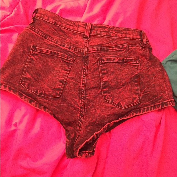 High waist acid washed shorts - Picture 2 of 3