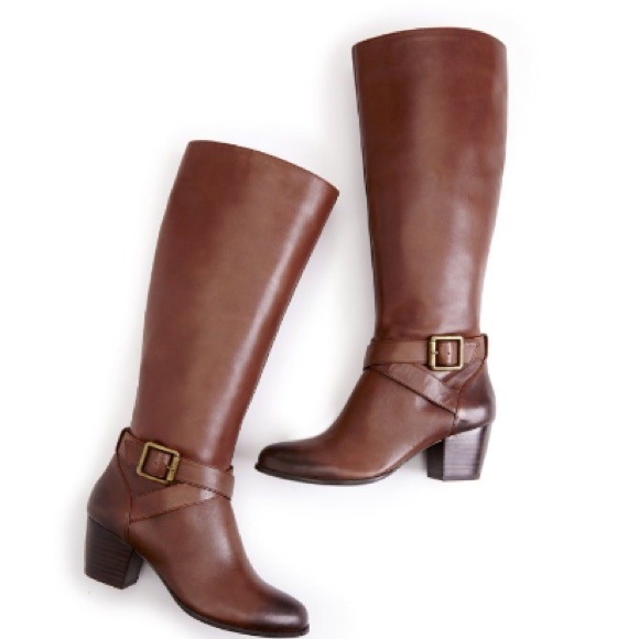 Vania tall cognac leather heeled boot
