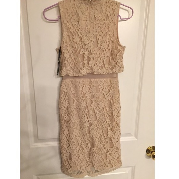 Pretty nude lace dress. Sweet & Sexy😘 - Picture 2 of 4