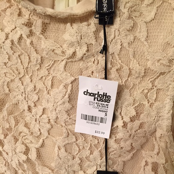 Pretty nude lace dress. Sweet & Sexy😘 - Picture 4 of 4