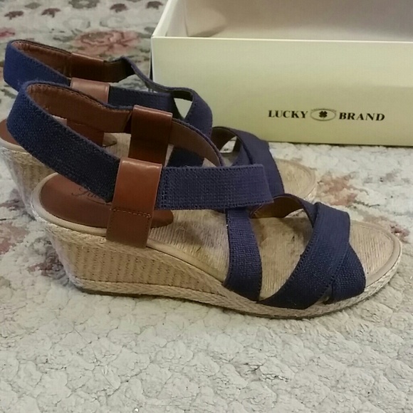 NWOT Lucky brand wedge sandals