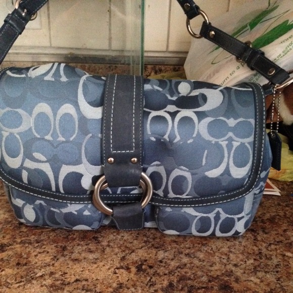 Coach purse, brand new & never used
