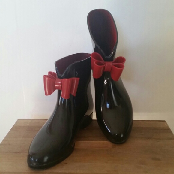 Cute Bow Rainboots