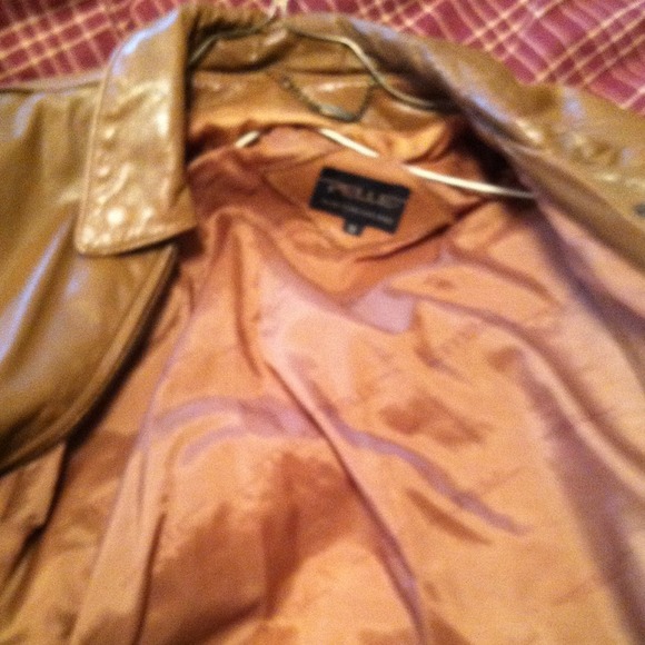 Leather Jacket - Picture 4 of 4